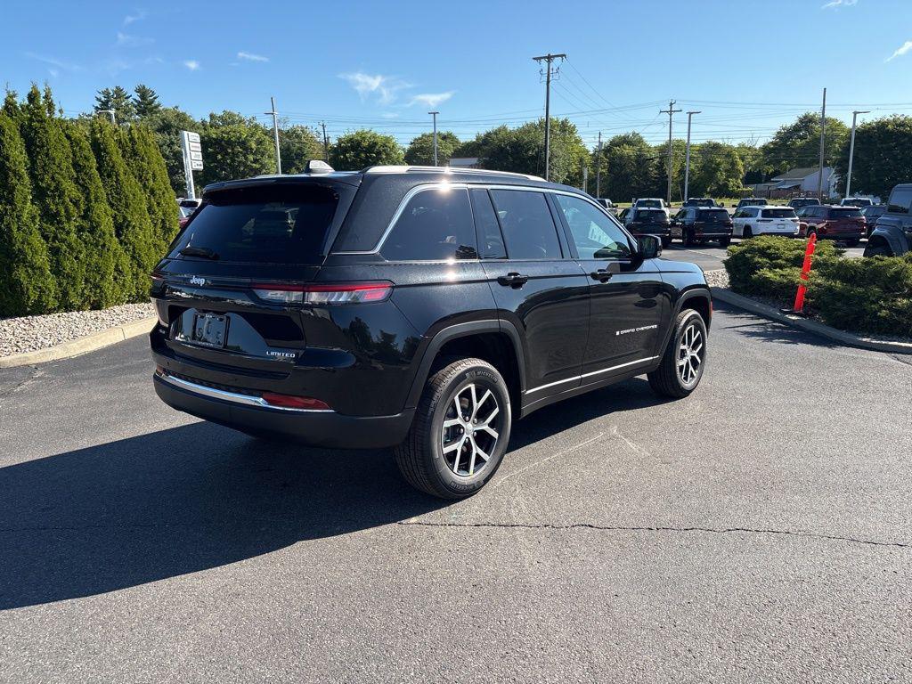 new 2025 Jeep Grand Cherokee car, priced at $45,260