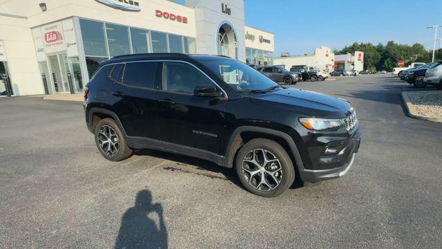 new 2024 Jeep Compass car, priced at $28,342