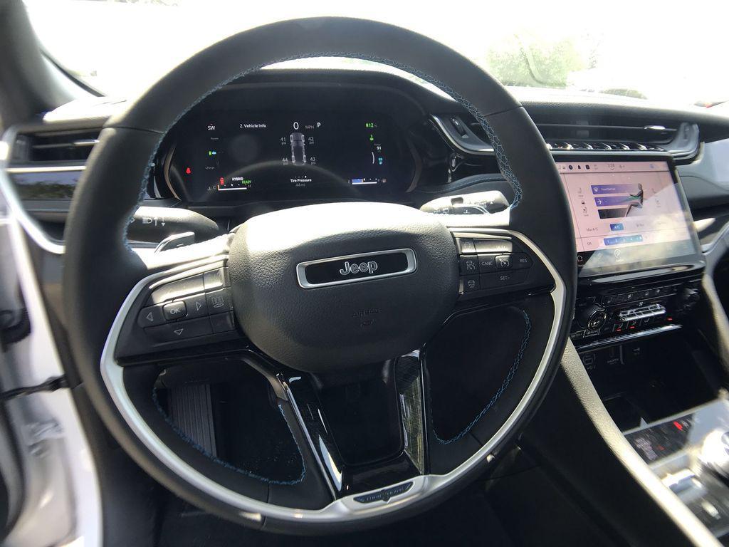 new 2023 Jeep Grand Cherokee 4xe car, priced at $39,000