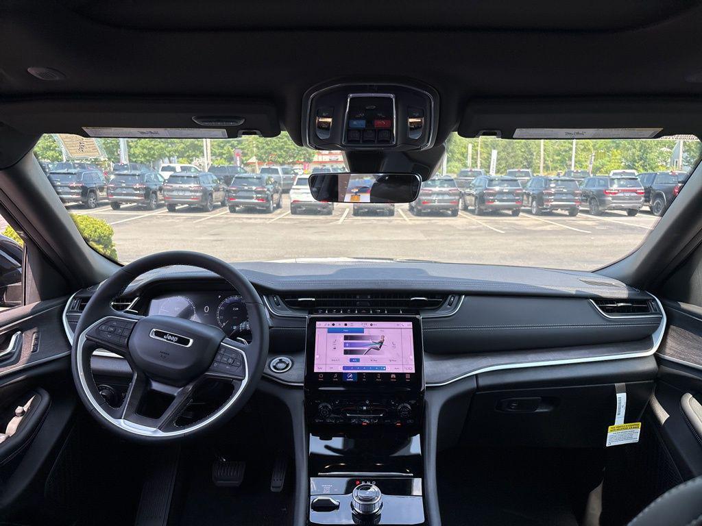 new 2025 Jeep Grand Cherokee L car, priced at $45,962