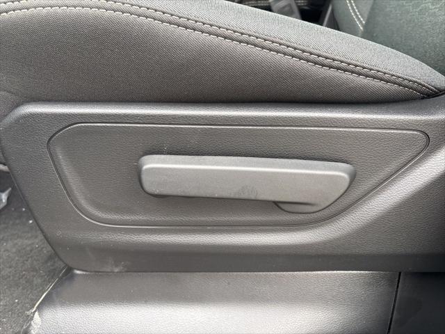 new 2025 Ram 1500 car, priced at $46,631
