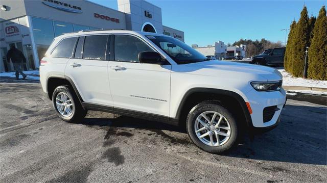 new 2025 Jeep Grand Cherokee car, priced at $42,375