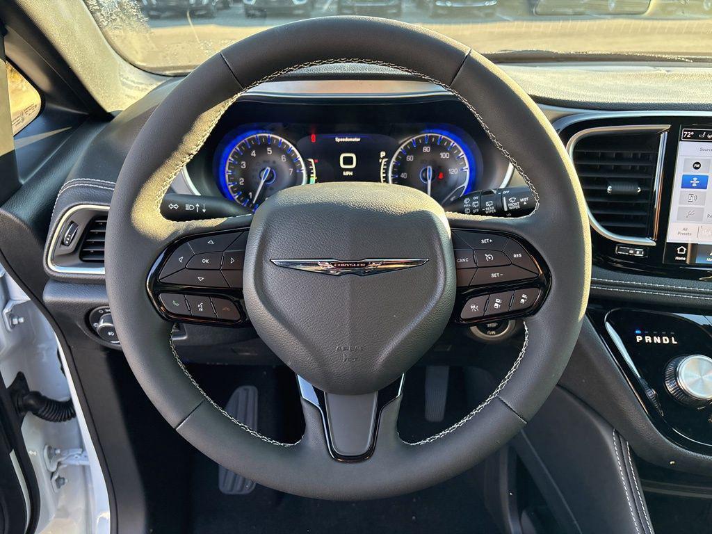 new 2026 Chrysler Pacifica car, priced at $52,018