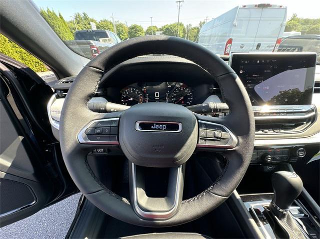 new 2024 Jeep Compass car, priced at $31,998