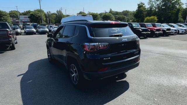 new 2024 Jeep Compass car, priced at $28,342