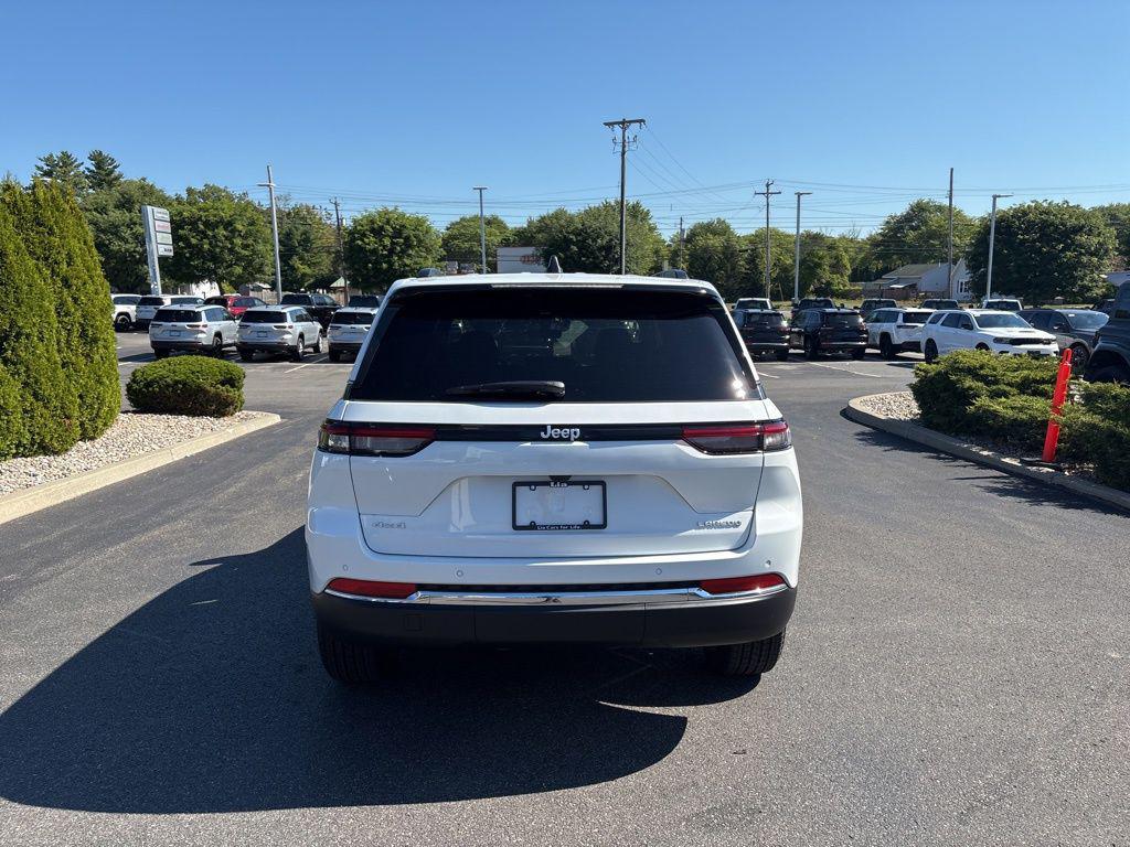 new 2025 Jeep Grand Cherokee car, priced at $35,941