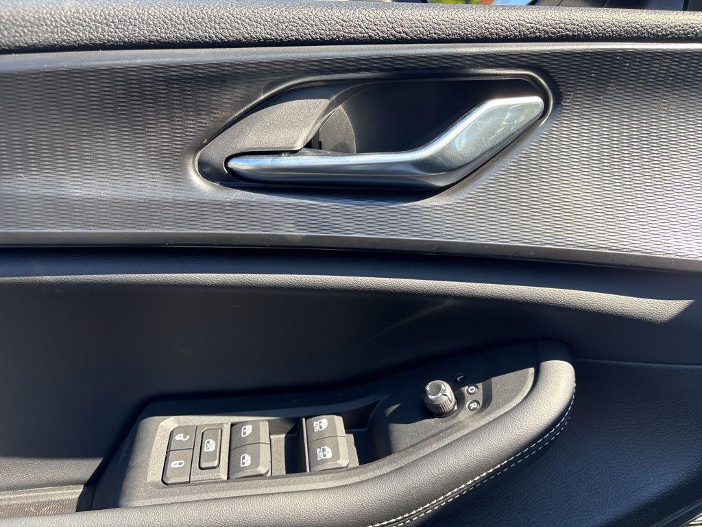 new 2025 Jeep Grand Cherokee car, priced at $35,941