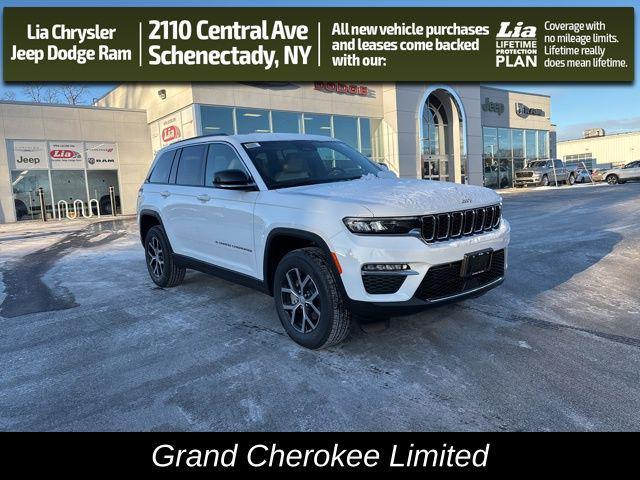 new 2025 Jeep Grand Cherokee car, priced at $42,799