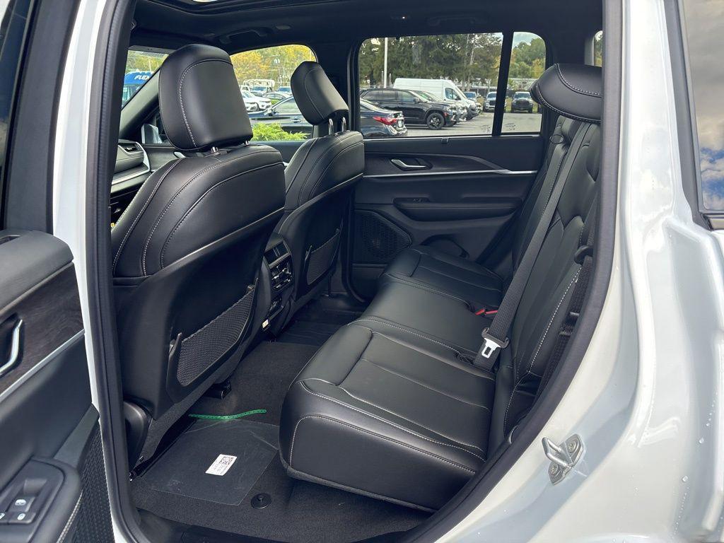 new 2025 Jeep Grand Cherokee car, priced at $48,410