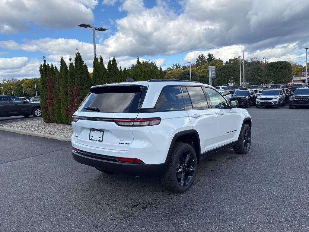new 2025 Jeep Grand Cherokee car, priced at $48,410