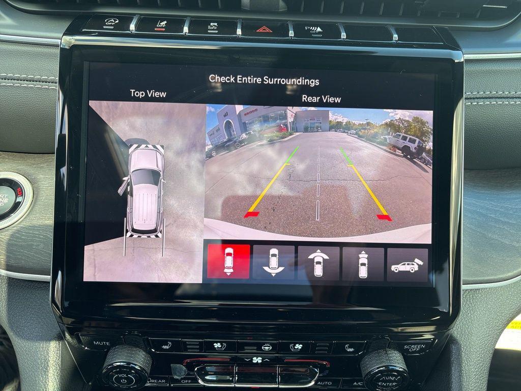 new 2025 Jeep Grand Cherokee car, priced at $48,410