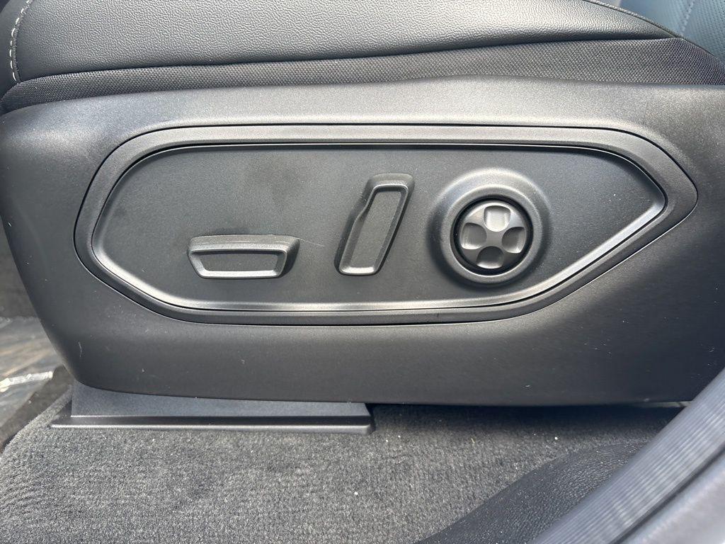 new 2025 Jeep Grand Cherokee car, priced at $48,410