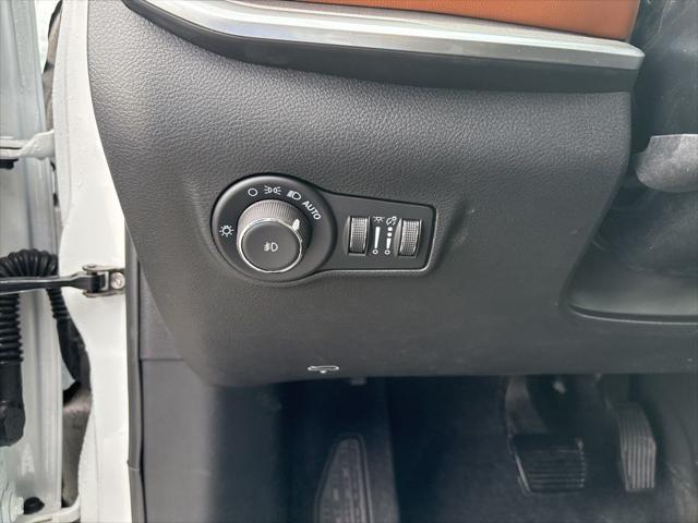 new 2025 Jeep Compass car, priced at $35,548