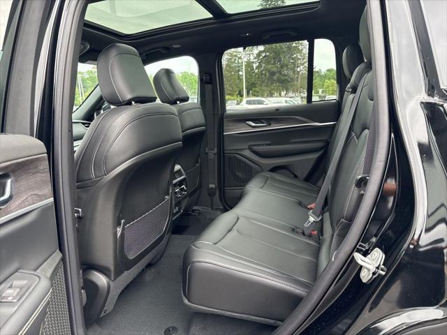 new 2025 Jeep Grand Cherokee car, priced at $48,792