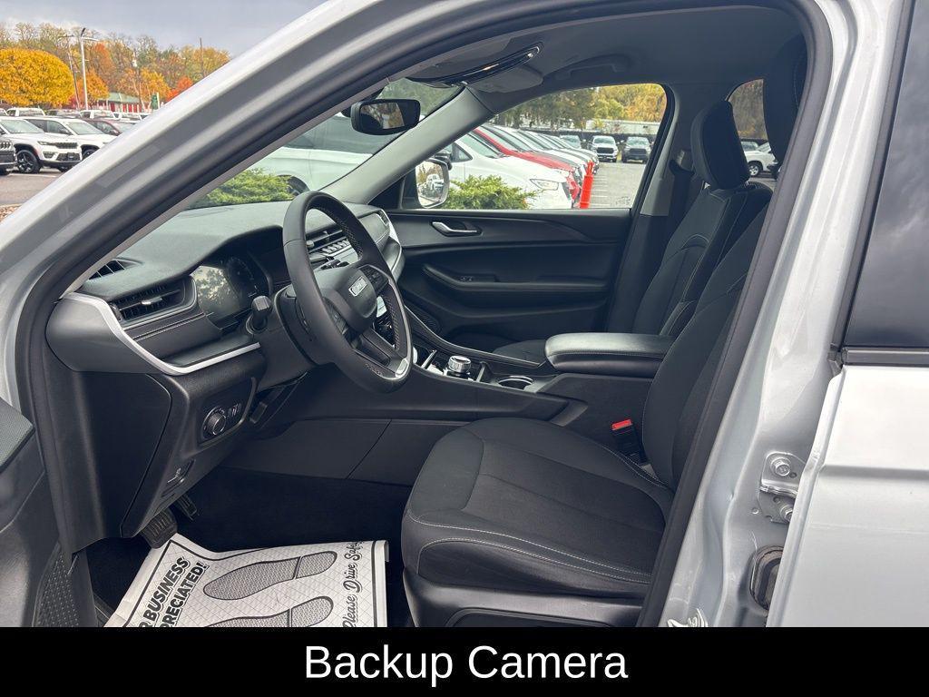 used 2024 Jeep Grand Cherokee L car, priced at $30,500