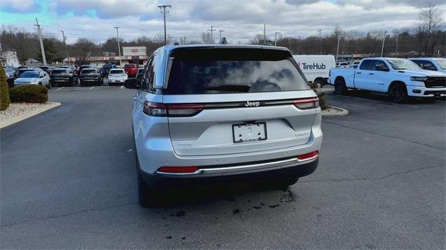 new 2025 Jeep Grand Cherokee car, priced at $42,970