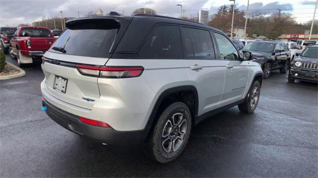 new 2024 Jeep Grand Cherokee 4xe car, priced at $62,383
