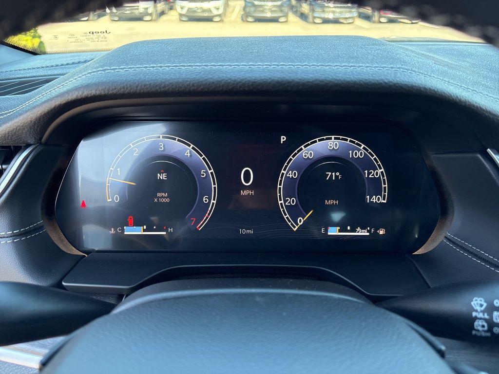 new 2025 Jeep Grand Cherokee car, priced at $45,961