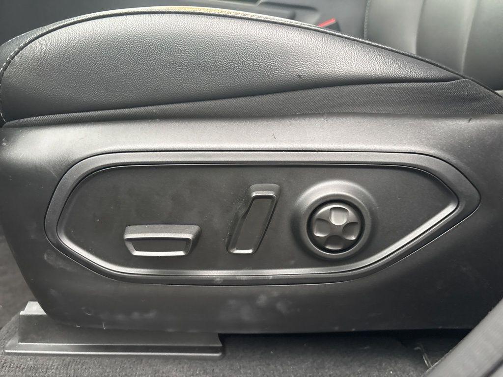 new 2025 Jeep Grand Cherokee car, priced at $49,958