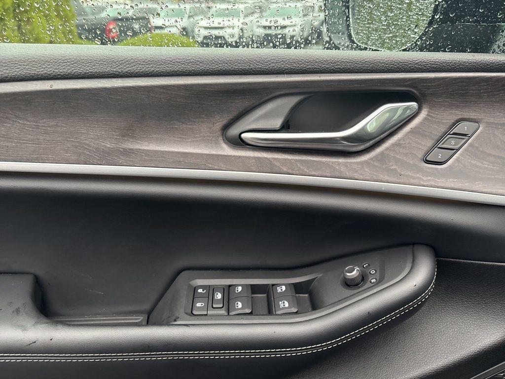 new 2025 Jeep Grand Cherokee car, priced at $49,958