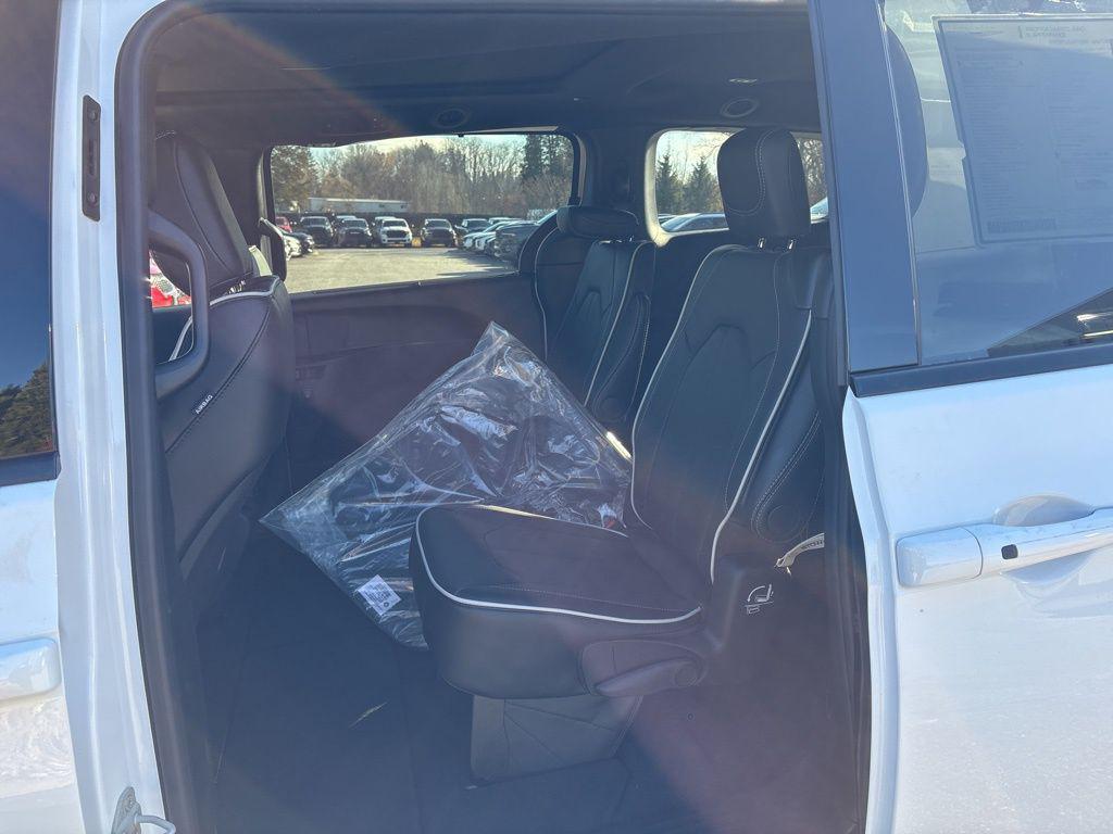 new 2026 Chrysler Pacifica car, priced at $51,740