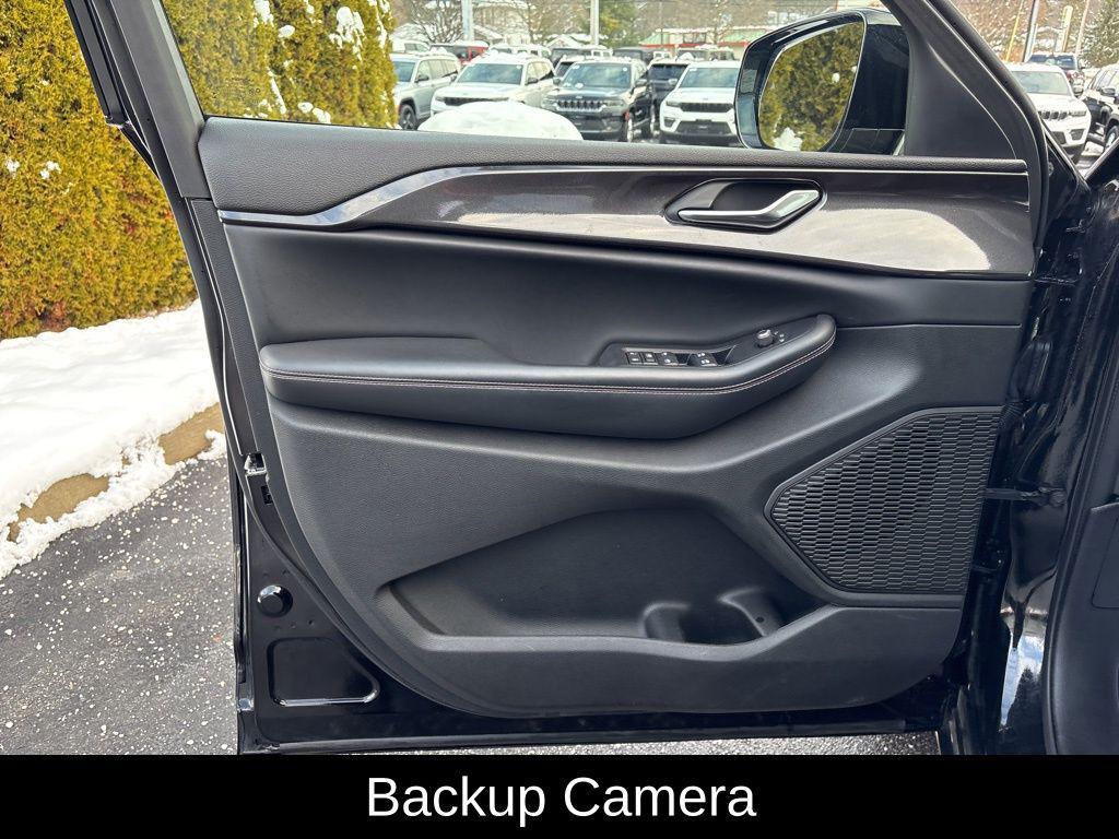 used 2023 Jeep Grand Cherokee car, priced at $31,250