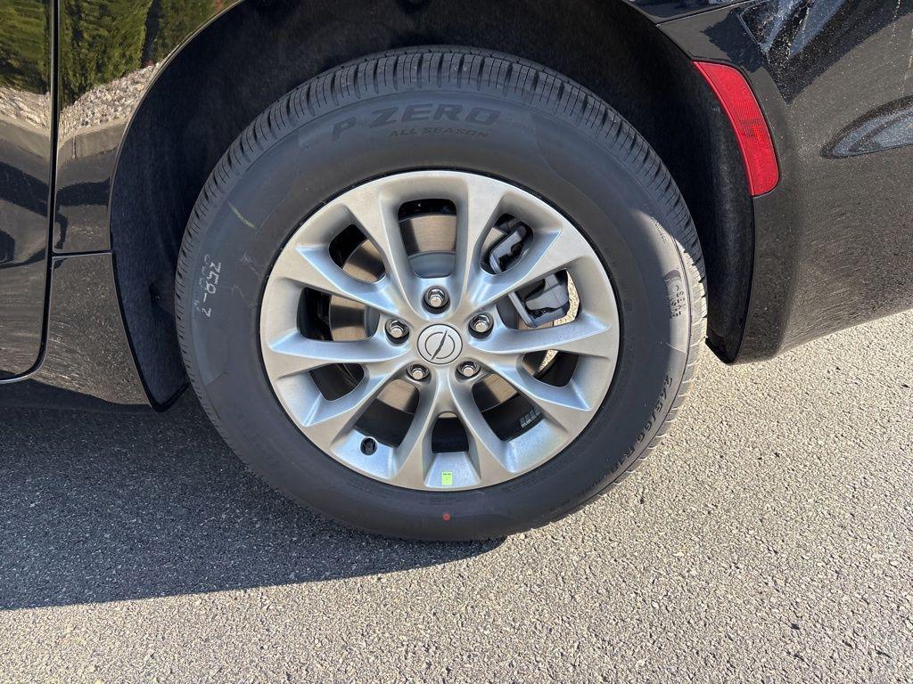 new 2026 Chrysler Pacifica car, priced at $47,775