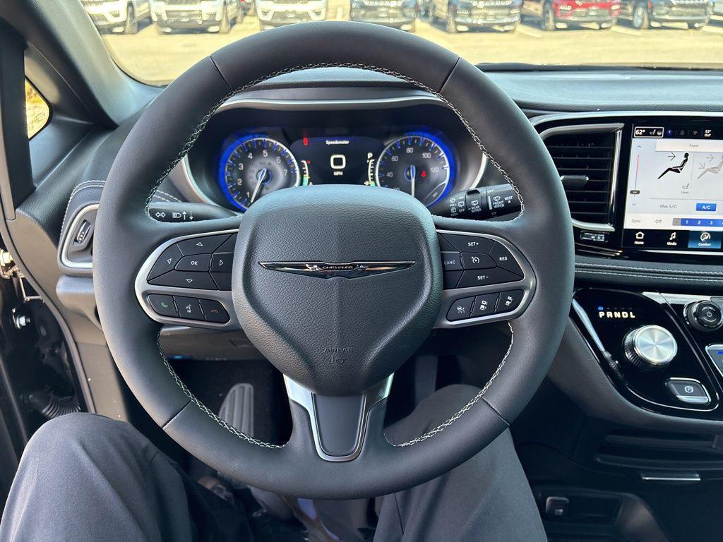 new 2026 Chrysler Pacifica car, priced at $47,775