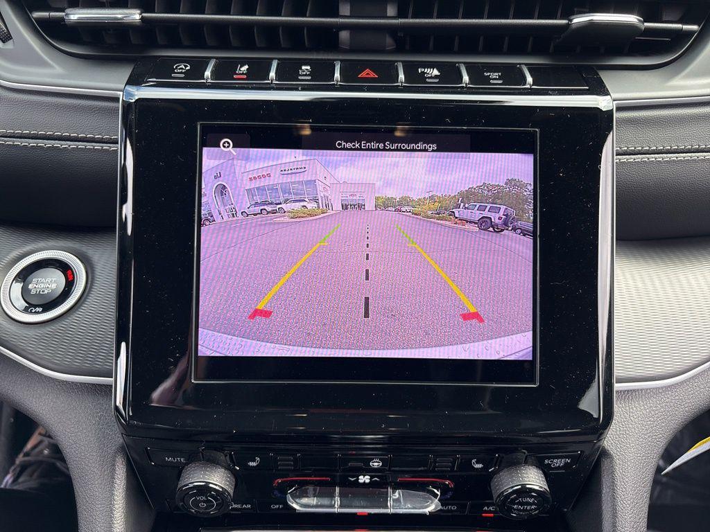 new 2025 Jeep Grand Cherokee car, priced at $40,153