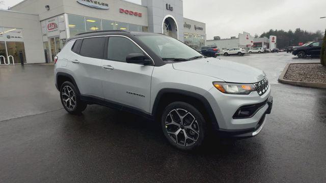 new 2025 Jeep Compass car, priced at $31,402