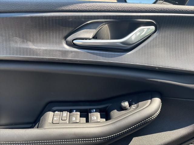 new 2025 Jeep Grand Cherokee L car, priced at $43,496