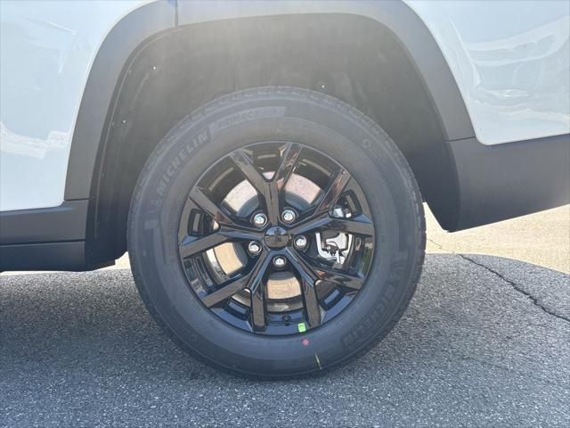 new 2025 Jeep Grand Cherokee L car, priced at $43,496