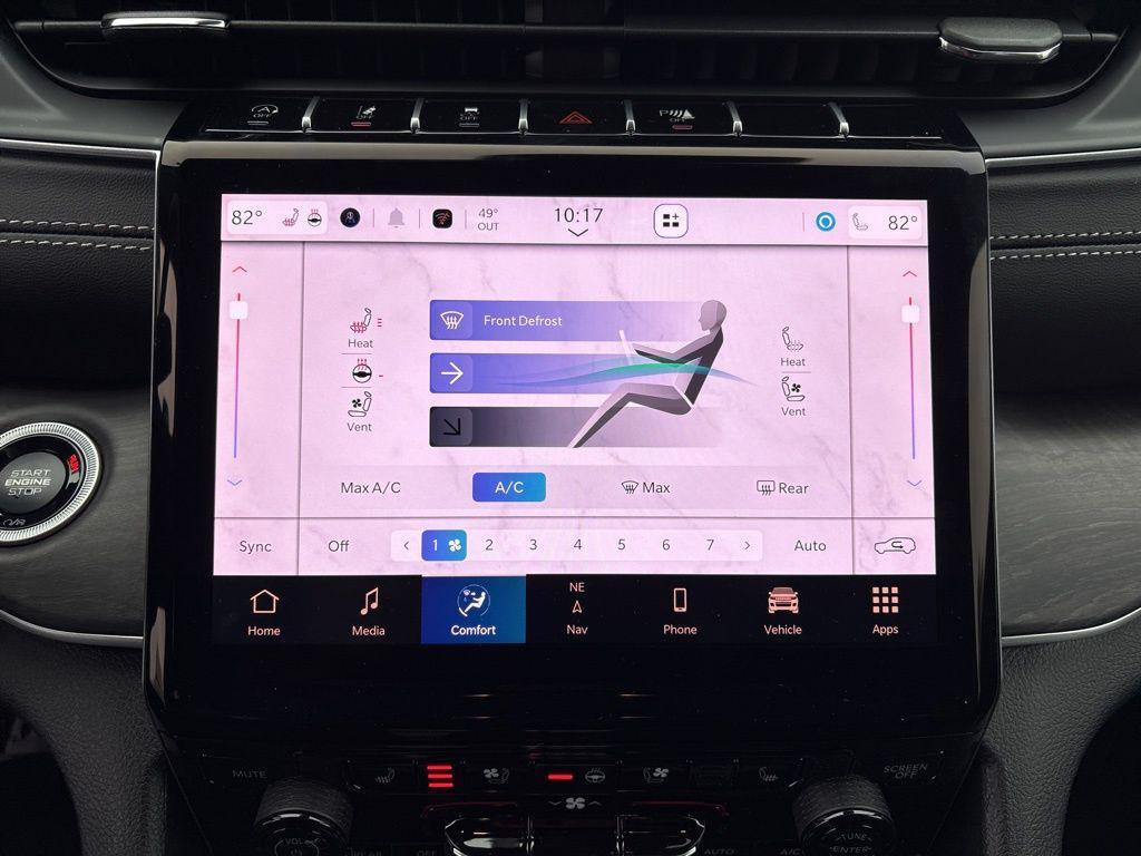 new 2025 Jeep Grand Cherokee car, priced at $48,957