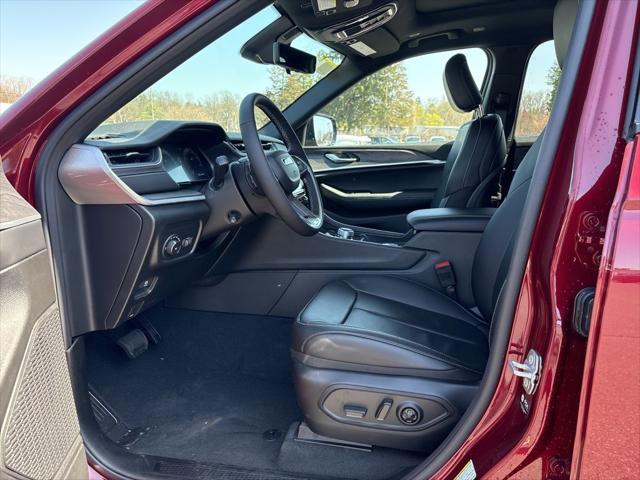 new 2025 Jeep Grand Cherokee L car, priced at $54,359