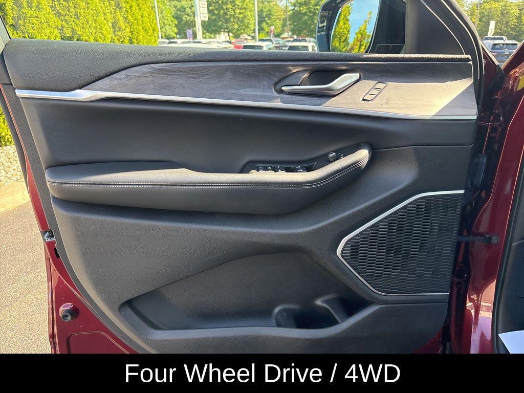 used 2021 Jeep Grand Cherokee L car, priced at $30,331