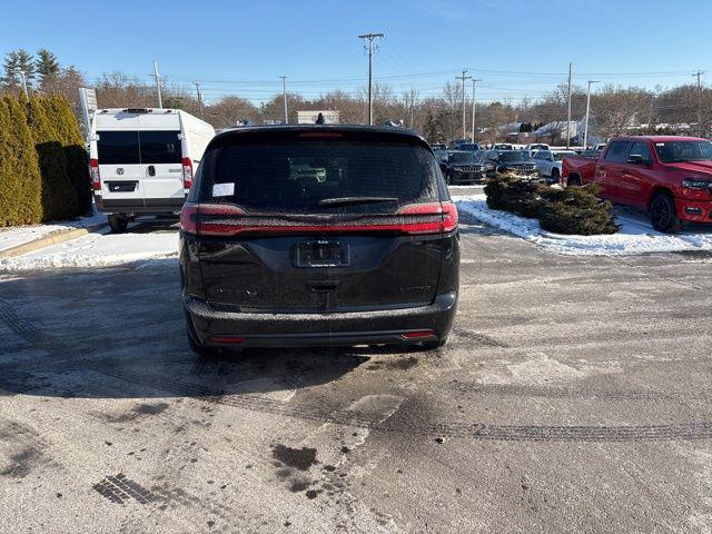 new 2025 Chrysler Pacifica car, priced at $45,714