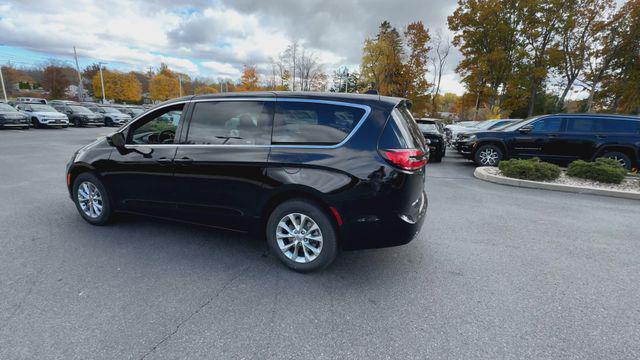 new 2025 Chrysler Pacifica car, priced at $43,483