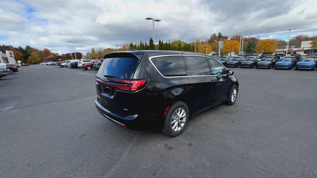 new 2025 Chrysler Pacifica car, priced at $43,483