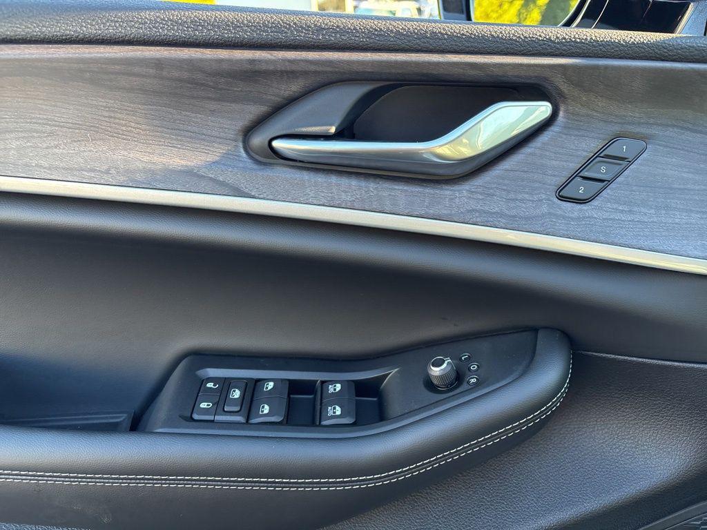 new 2025 Jeep Grand Cherokee car, priced at $48,410