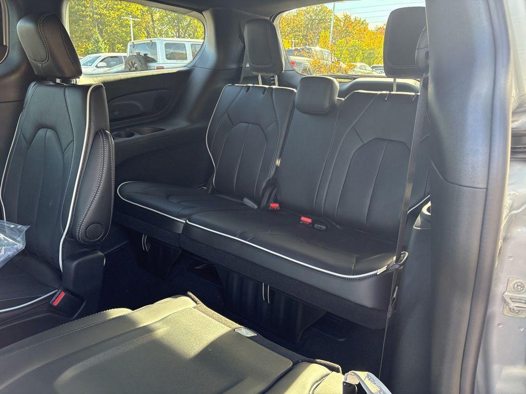 new 2026 Chrysler Pacifica car, priced at $51,141