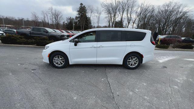 new 2025 Chrysler Pacifica car, priced at $38,496