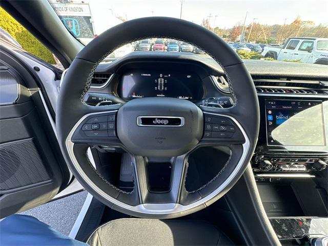 new 2025 Jeep Grand Cherokee car, priced at $43,375