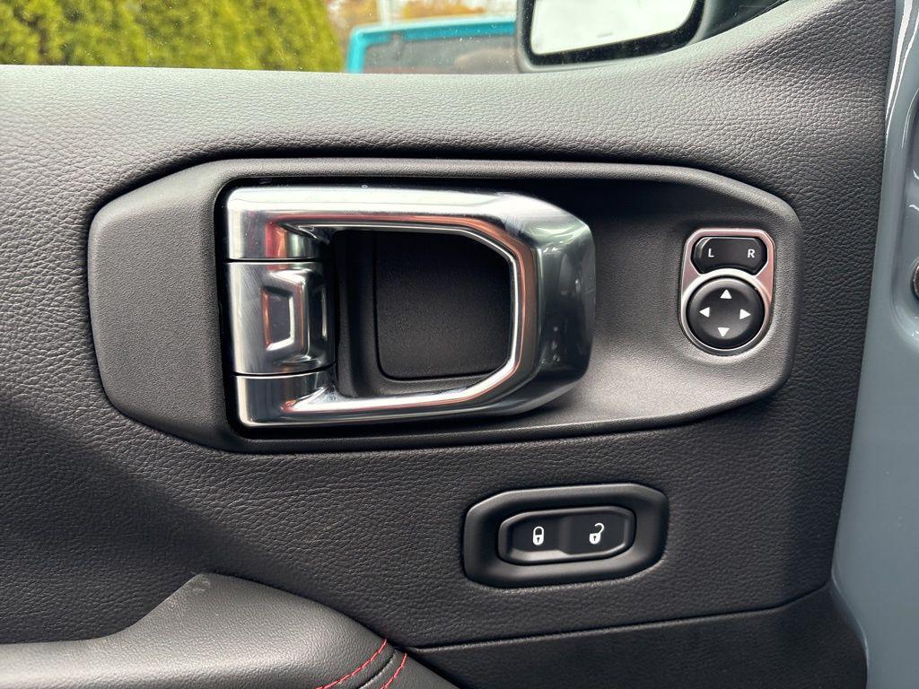 new 2026 Jeep Wrangler car, priced at $69,260