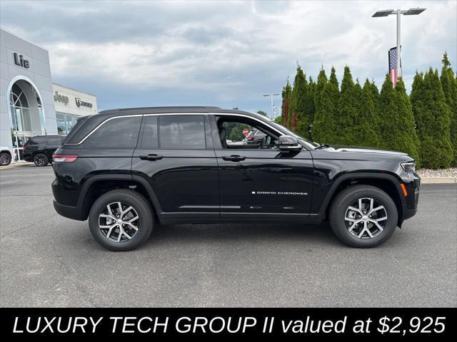 new 2025 Jeep Grand Cherokee car, priced at $48,792