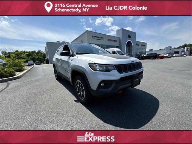 new 2024 Jeep Compass car, priced at $33,840