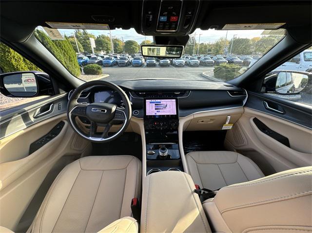 new 2025 Jeep Grand Cherokee L car, priced at $52,190