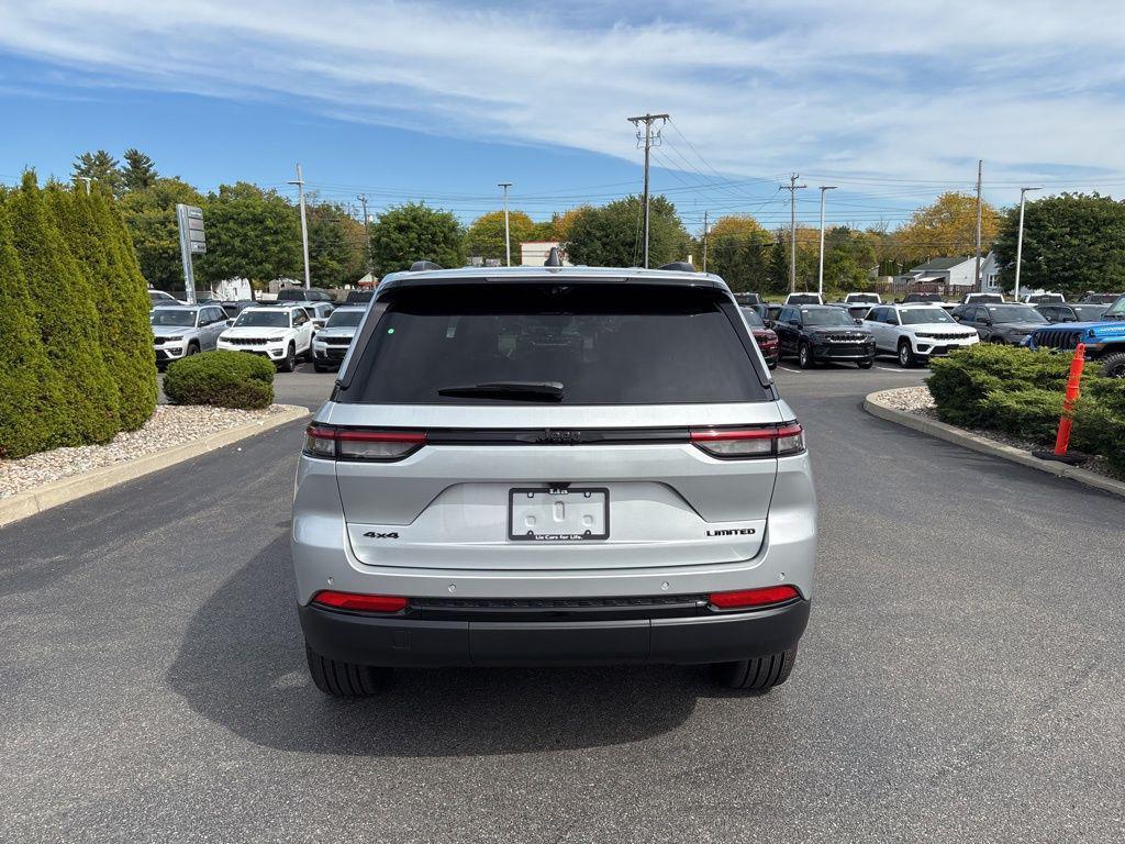 new 2025 Jeep Grand Cherokee car, priced at $51,184