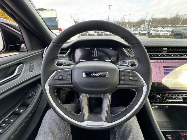 new 2025 Jeep Grand Cherokee car, priced at $50,235