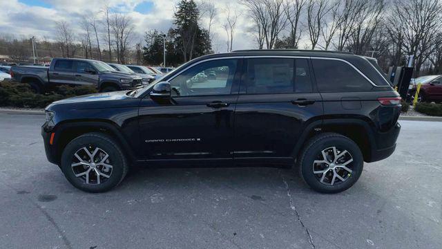 new 2025 Jeep Grand Cherokee car, priced at $44,795