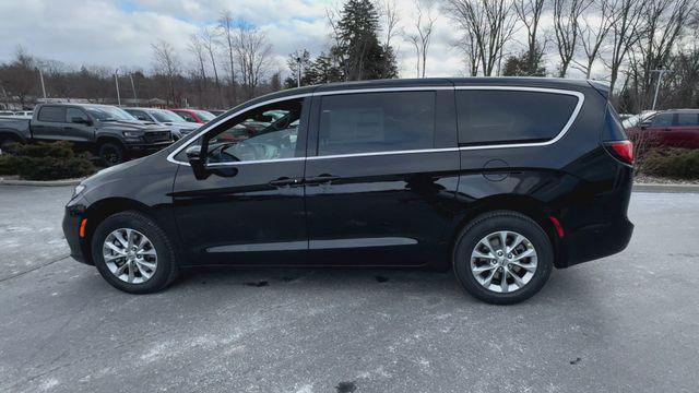 new 2025 Chrysler Pacifica car, priced at $44,925